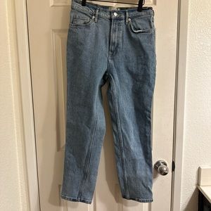 everlane the original cheeky jean in stone-washed sky, 28 crop